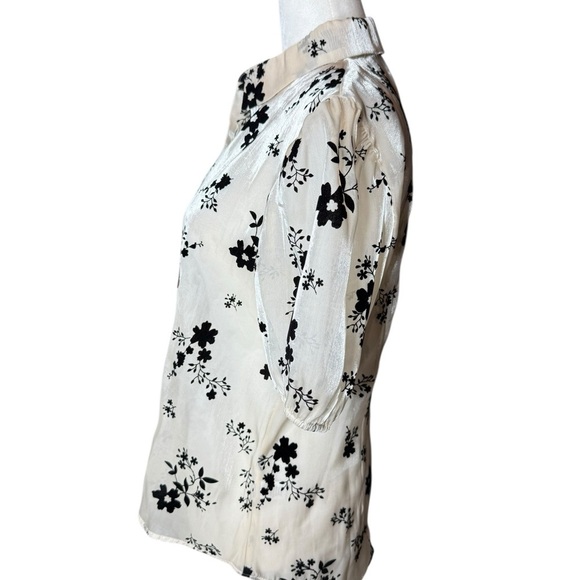 Kaktus Black and White Floral Top puff sleeves button down size medium - Picture 5 of 13